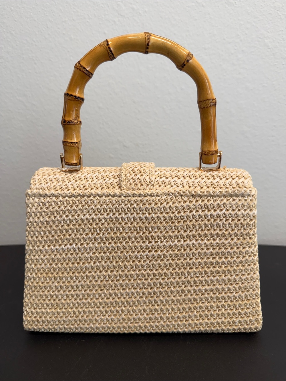 Tommy Bahama | Natural Clutch with Bamboo Handle & Snap Lock w/Crossbody 🌴 - Picture 7 of 10